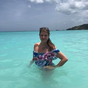 Meet your Posher, Annie